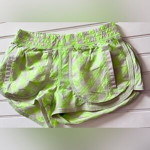 IVIVVA by LULULEMON girls size 12 shorts